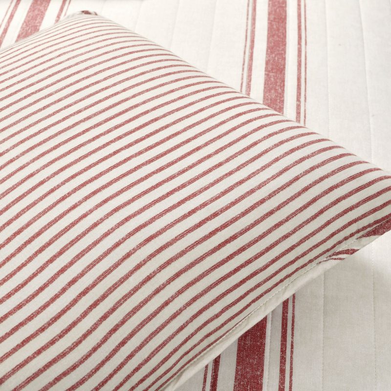 16T007657 FARMHOUSE STRIPE 3 PC RED QUILT FULL QUEEN 194938020312 ALT 5 25ebbb54 46b7 438e ba53 547d25df1966