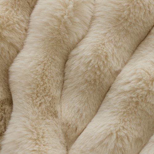 1 Creme LushFauxFurBlanket