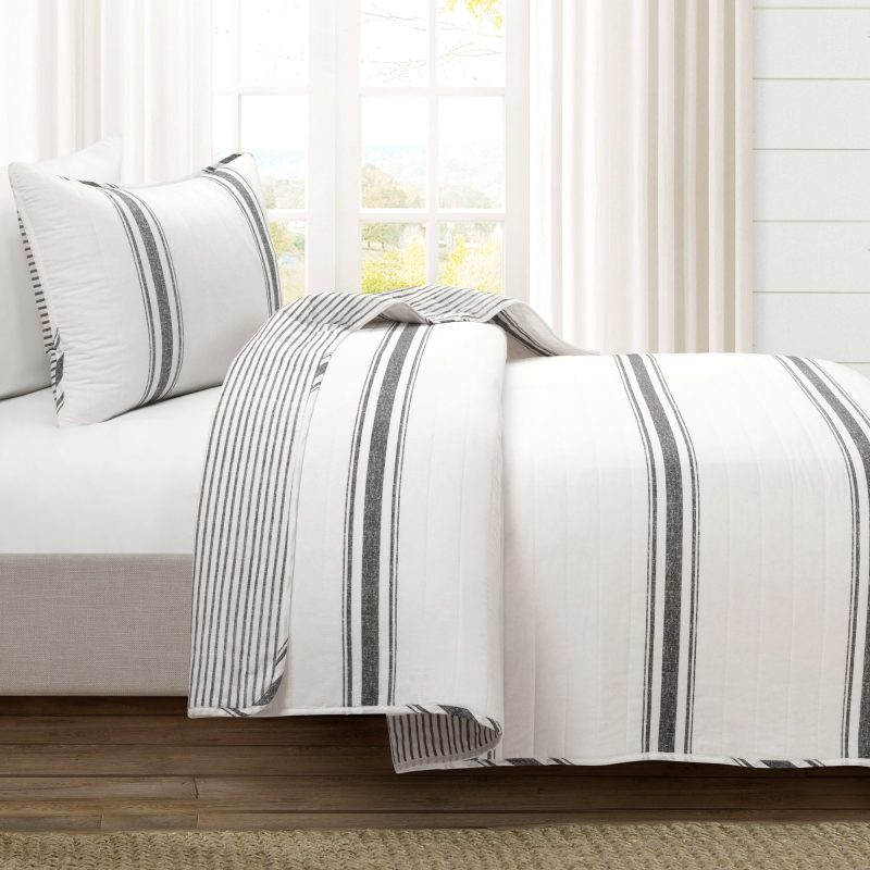 21T011908 FARMHOUSE STRIPE 2 PC BLACK QUILT TWIN XL 194938044707 ALT 1 c2ae81e7 2587 4939 9c1e 0837fd73d11d