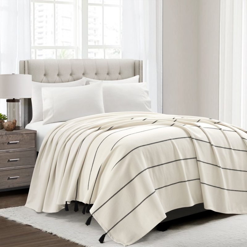 21T012127 FARMHOUSE BOHO STRIPE WOVEN TASSEL IVORY BLACK COVERLET FULL QUEEN 194938046831 eb919dc0 13e3 4acf a02c 06ff095c1458