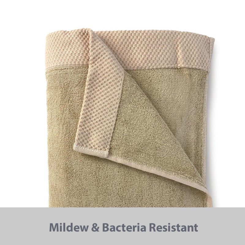 Champ towel mildew